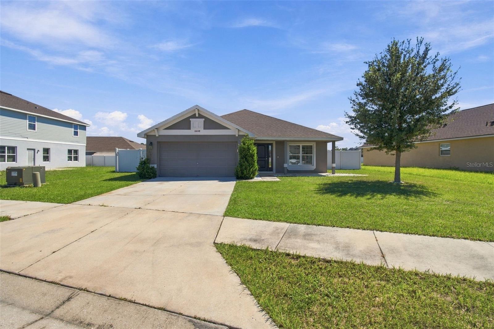 16048 SAWGRASS BREEZE AVENUE