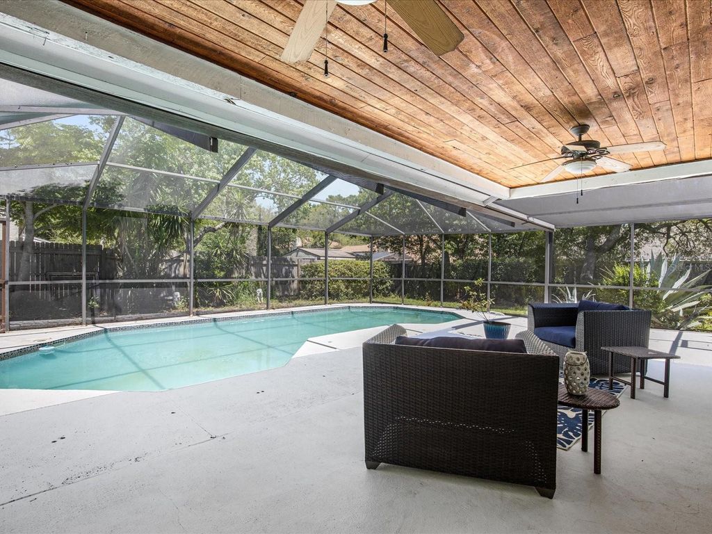 Photo of 5621 Baybrook Ave, Orlando, FL 32819 (MLS # O6364325)