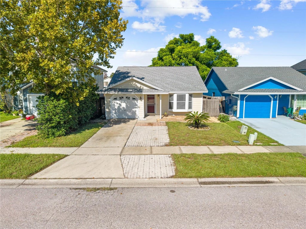 Photo of 1094 Martin Boulevard, Orlando, FL 32825 (MLS # O6435431)