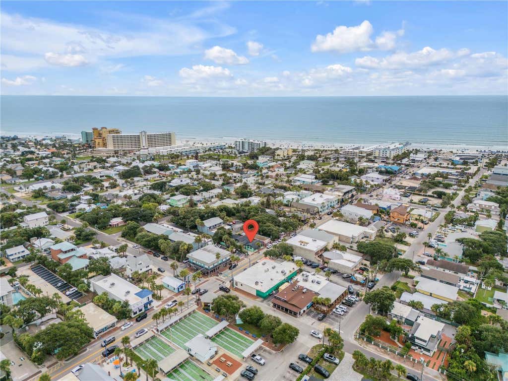 Photo of 304 Flagler Avenue, New Smyrna Beach, FL 32169 (MLS # NS1088923)