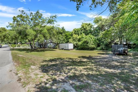 A home in APOPKA