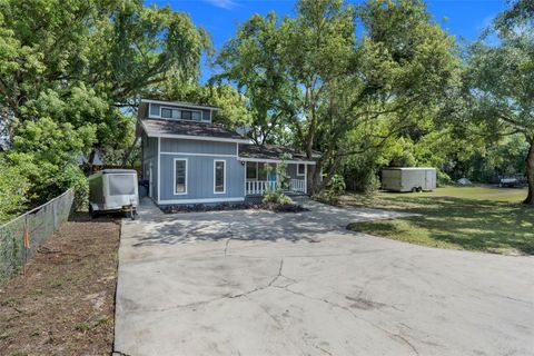 A home in APOPKA