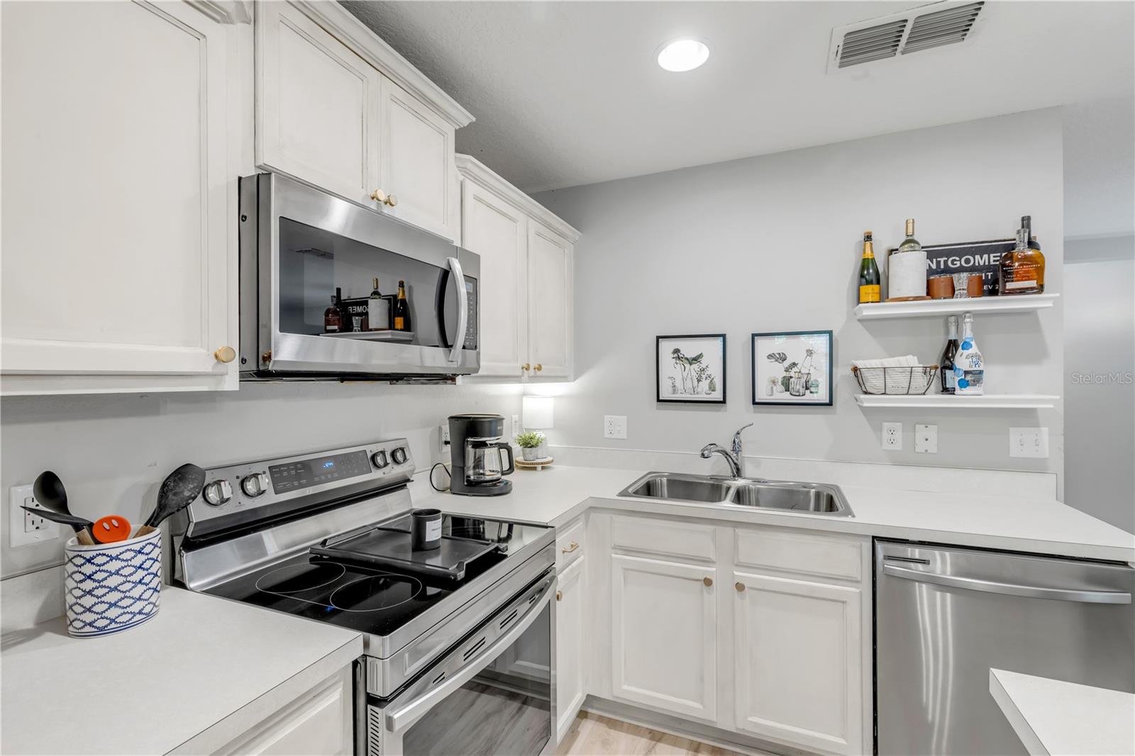 ISLES OF SUGAR MILL - Residential