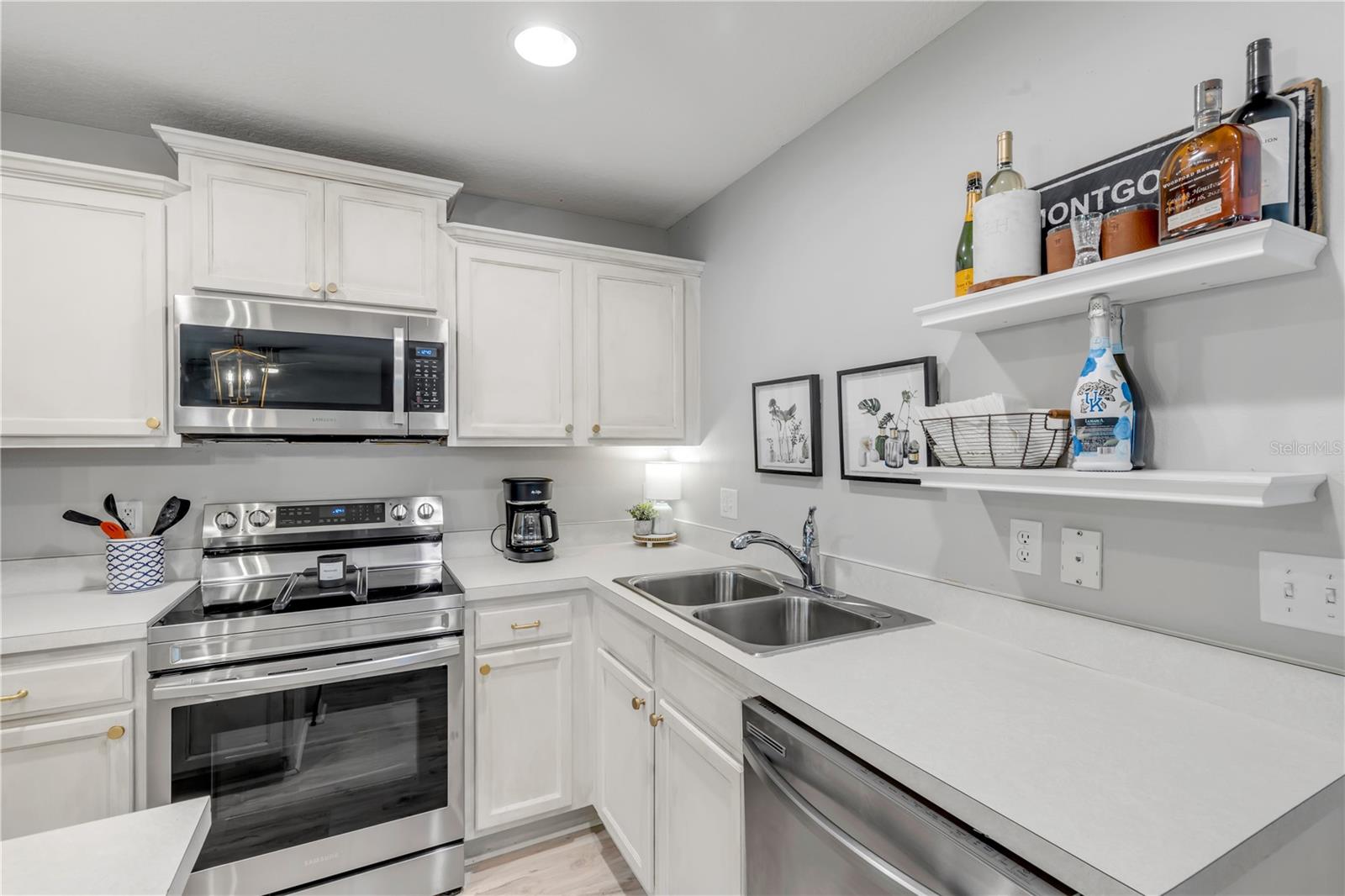 ISLES OF SUGAR MILL - Residential