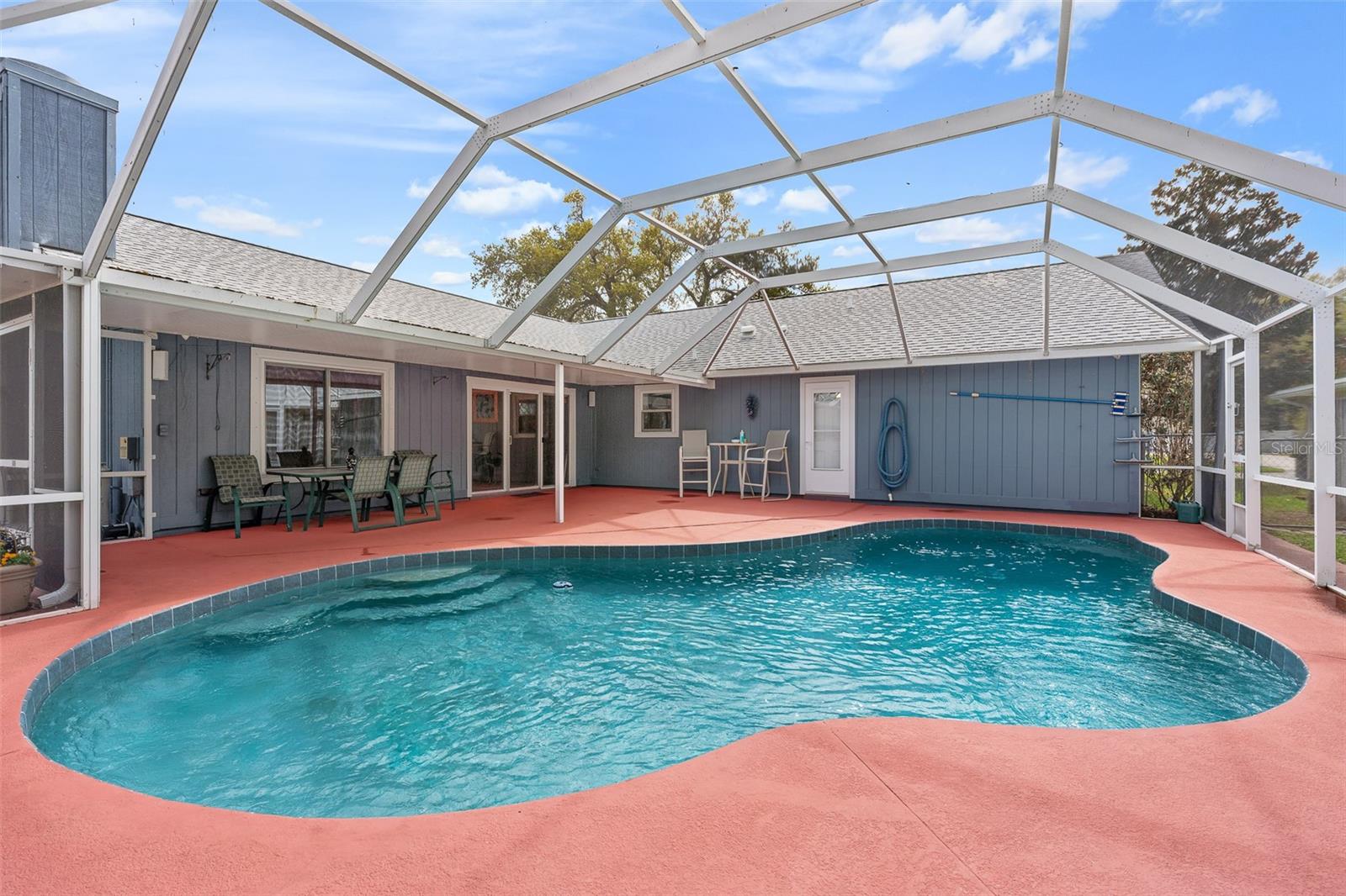 SLEEPY HOLLOW - Residential