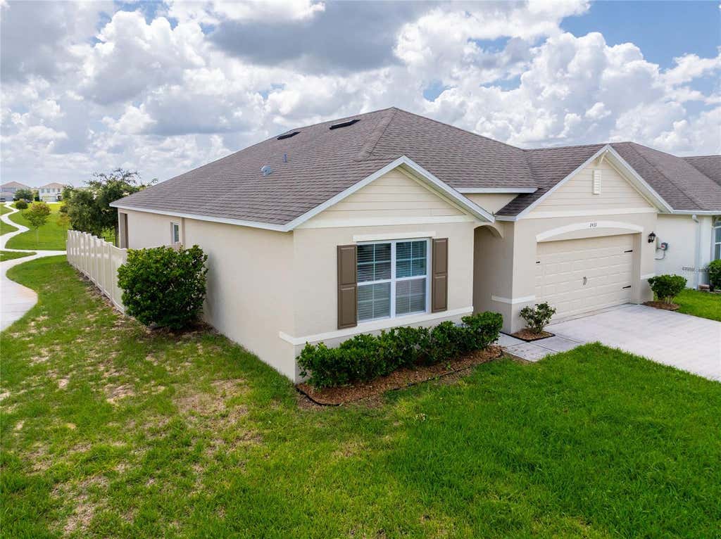 Photo of 2433 White Poppy Drive, Kissimmee, FL 34747 (MLS # TB8528718)