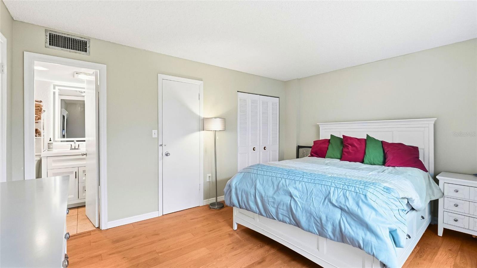 CROSSWINDS COLONY ONE CONDO - Residential