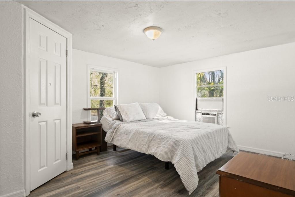 MOON LAKE ESTATES - Residential