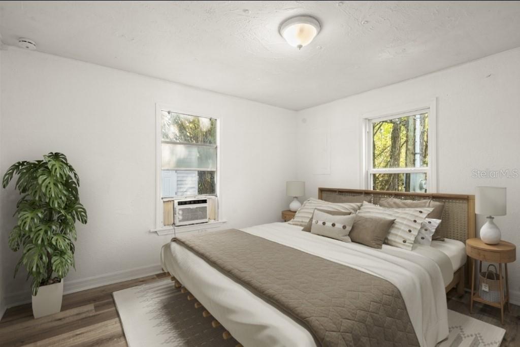 MOON LAKE ESTATES - Residential