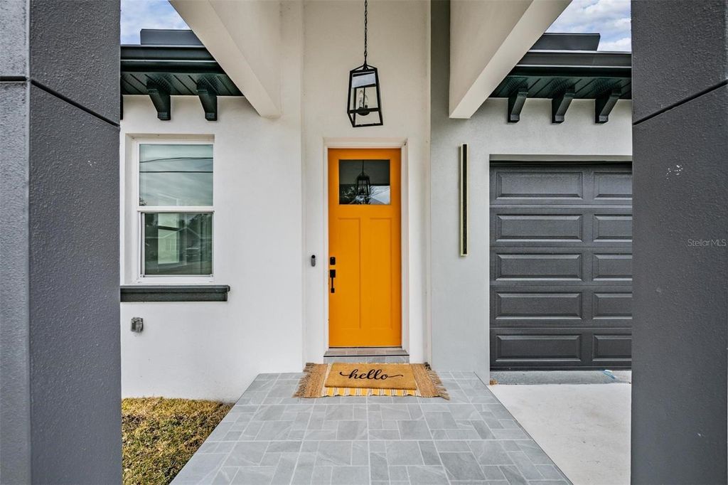 Photo of 2305 W Kentucky Avenue, Tampa, FL 33607 (MLS # TB8455408)