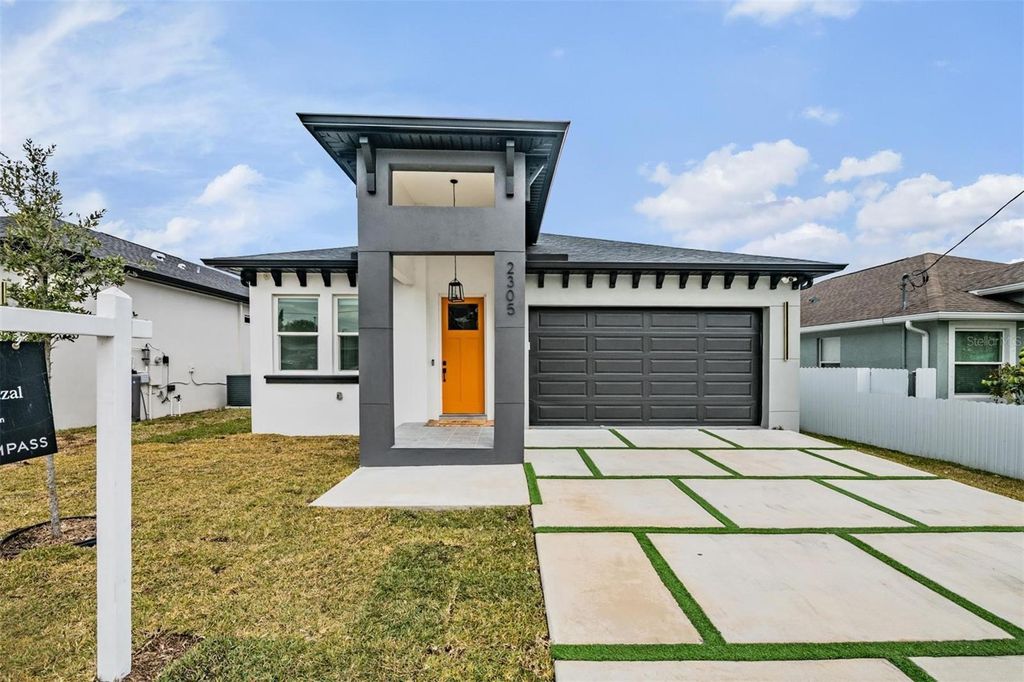 Photo of 2305 W Kentucky Avenue, Tampa, FL 33607 (MLS # TB8455408)