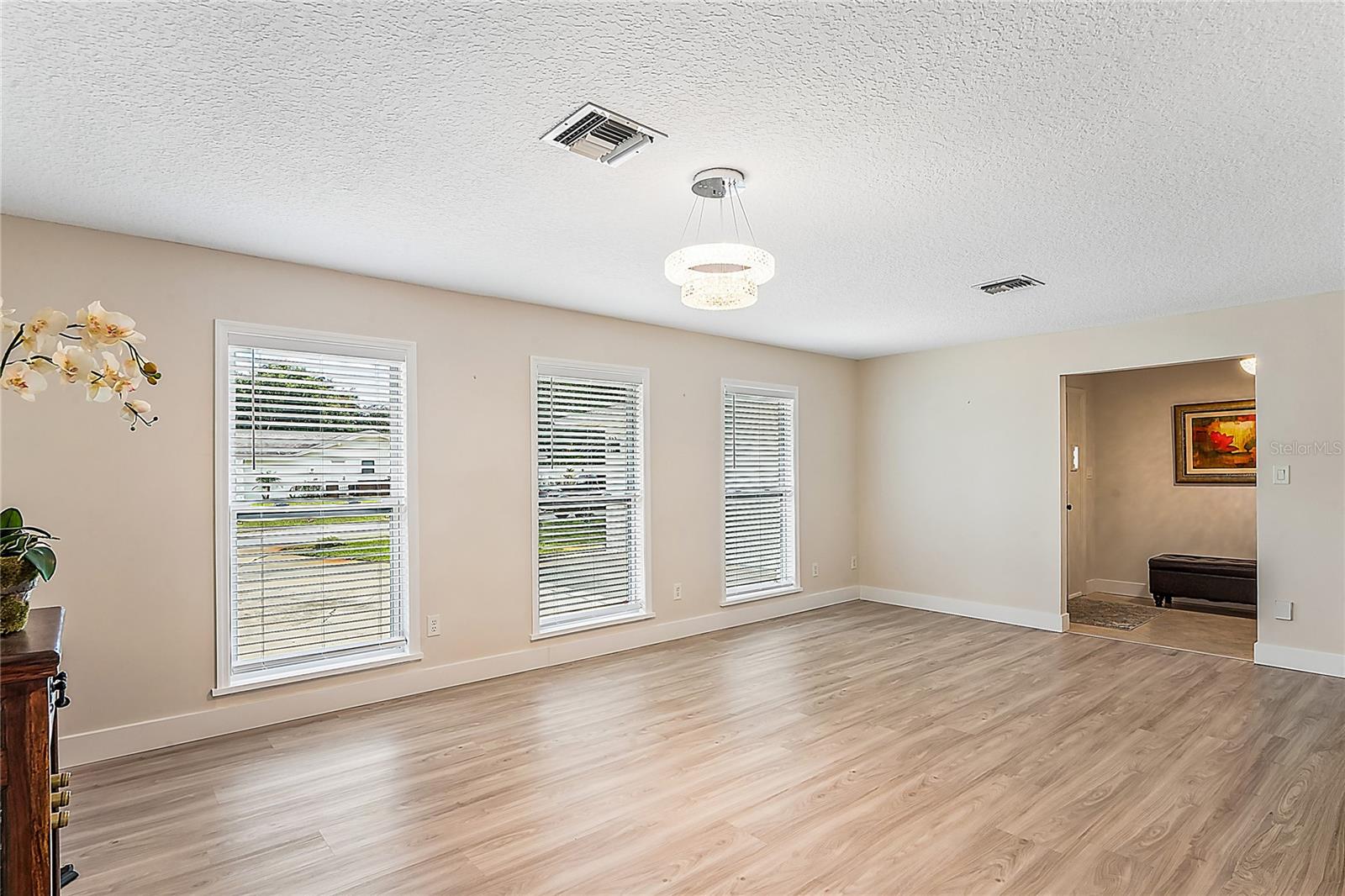 1131 LANCER LANE