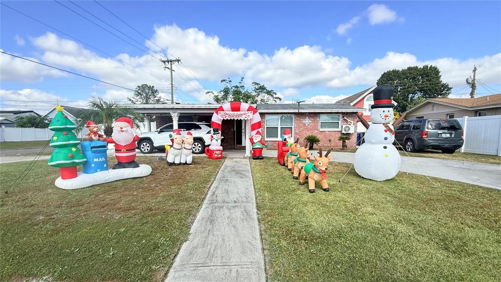 Photo of 4417 W Hiawatha Street, Tampa, FL 33614 (MLS # TB8450285)