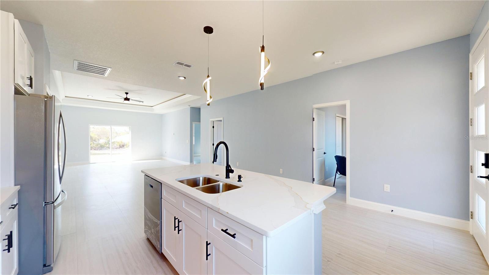 404 MIAMI WAY