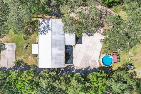 A home in HOMOSASSA