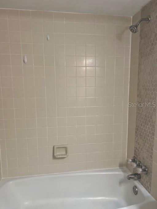 SUMMIT HOUSE - Residential