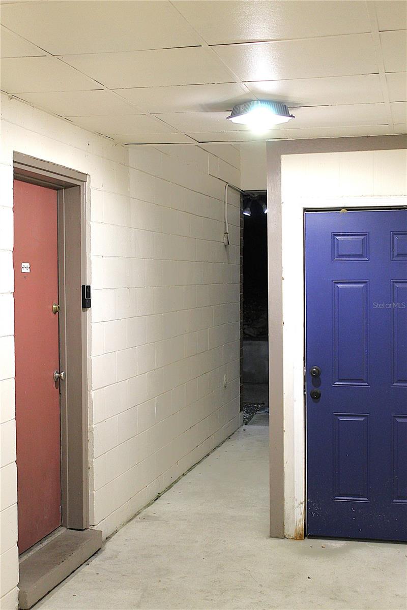 SUMMIT HOUSE - Residential