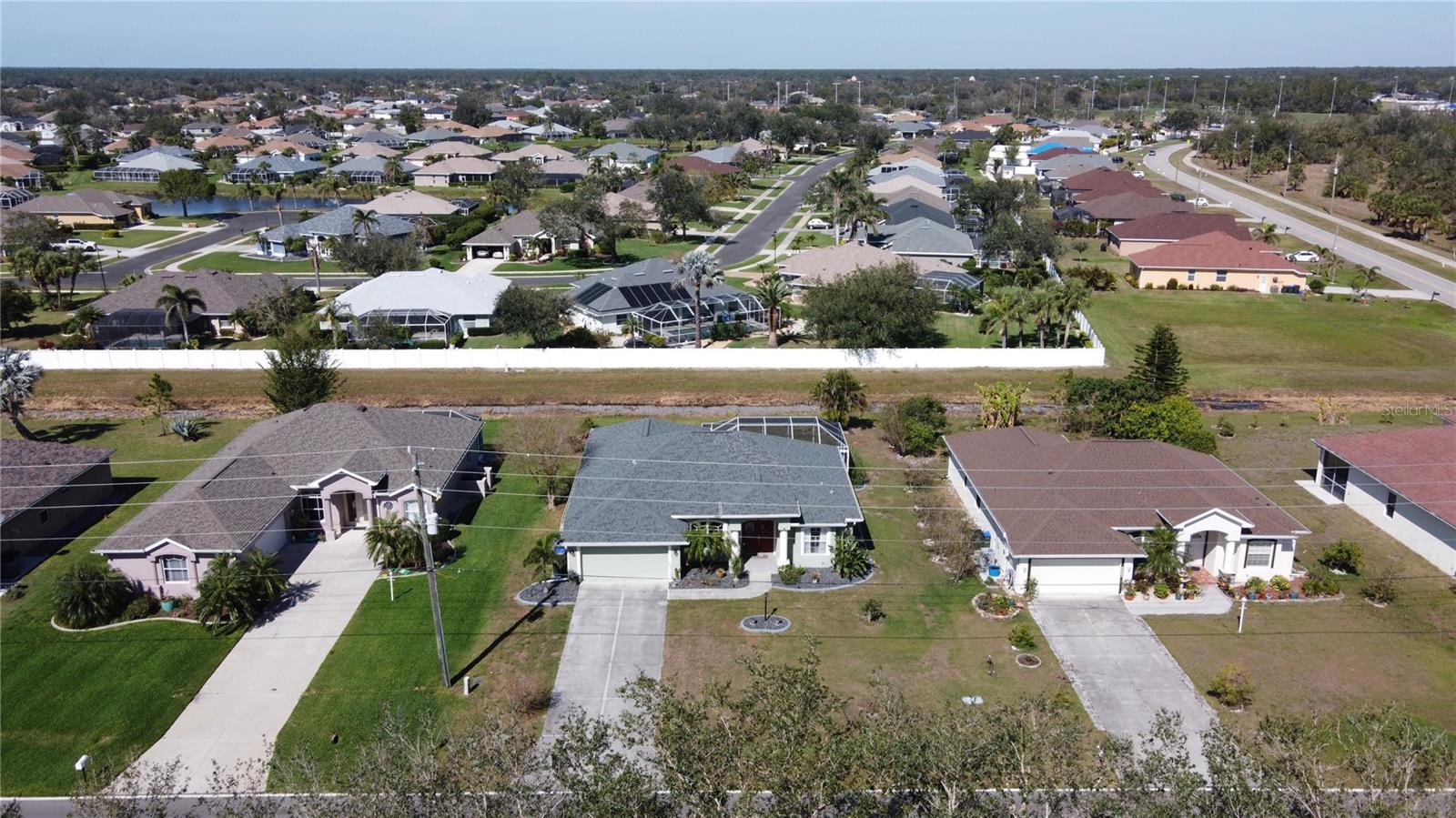 2115 PAN AMERICAN BLVD