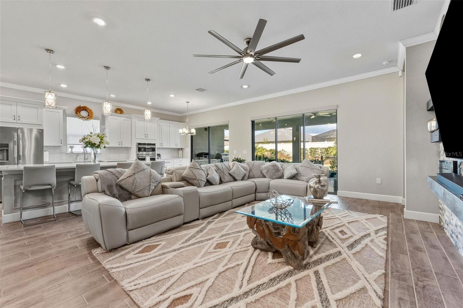 ESPLANADE/WIREGRASS RANCH PH - Residential