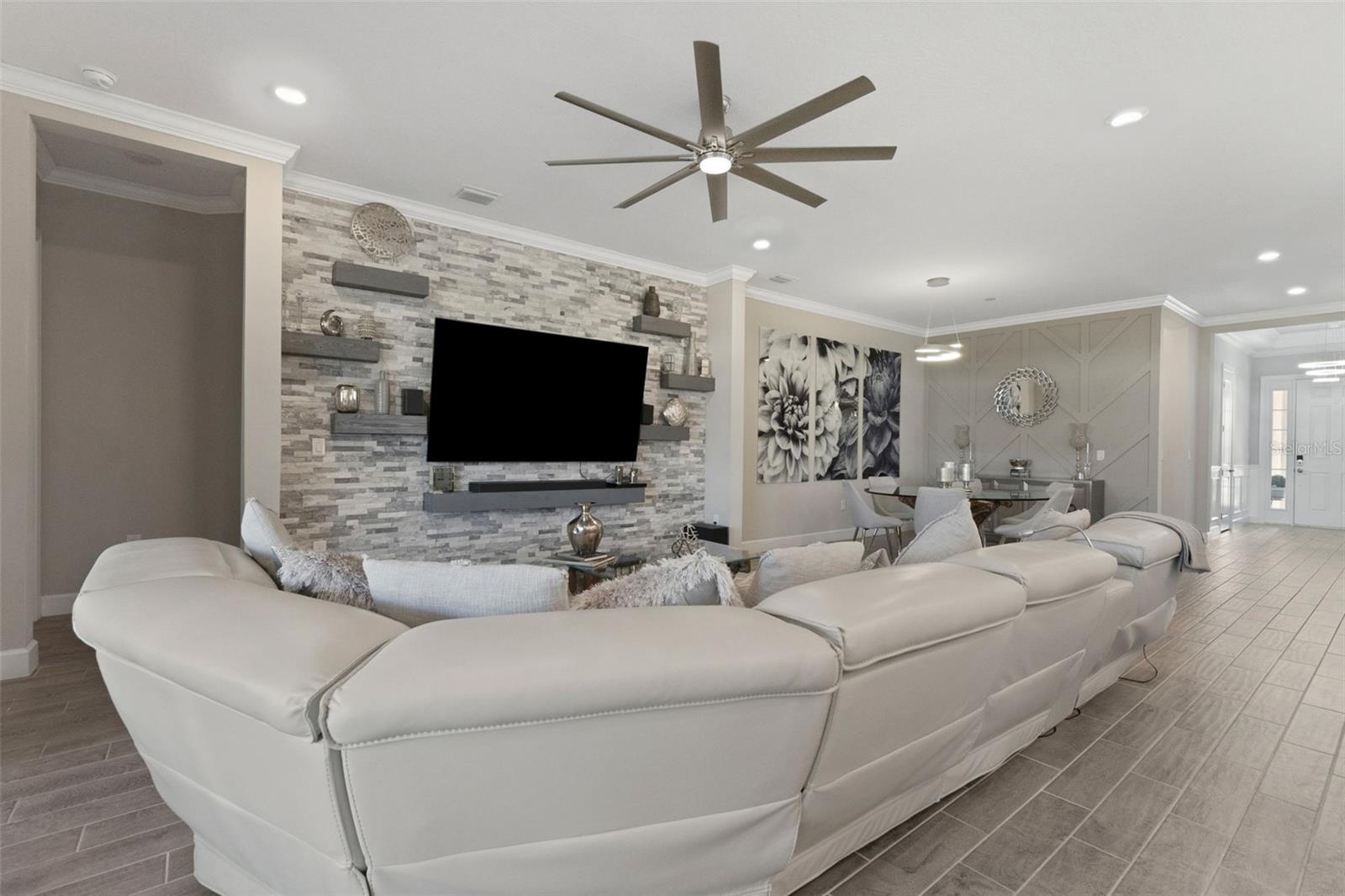 ESPLANADE/WIREGRASS RANCH PH - Residential