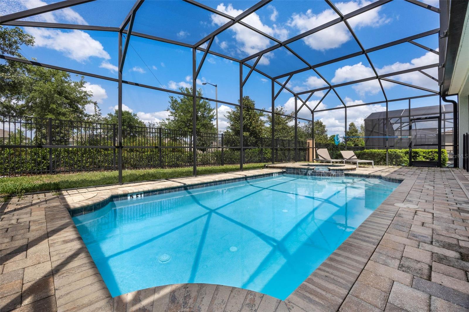 SOLARA RESORT - Residential