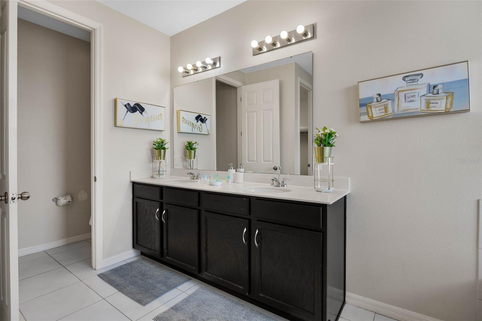 SOLARA RESORT - Residential