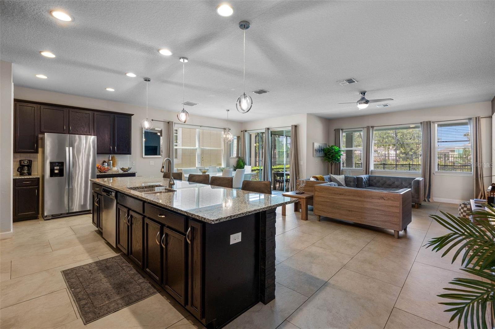 SOLARA RESORT - Residential