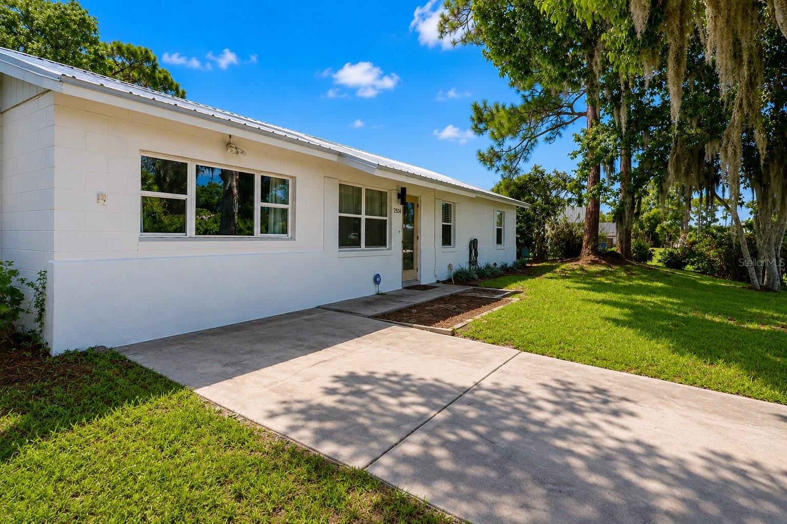 2824 YULE TREE DRIVE