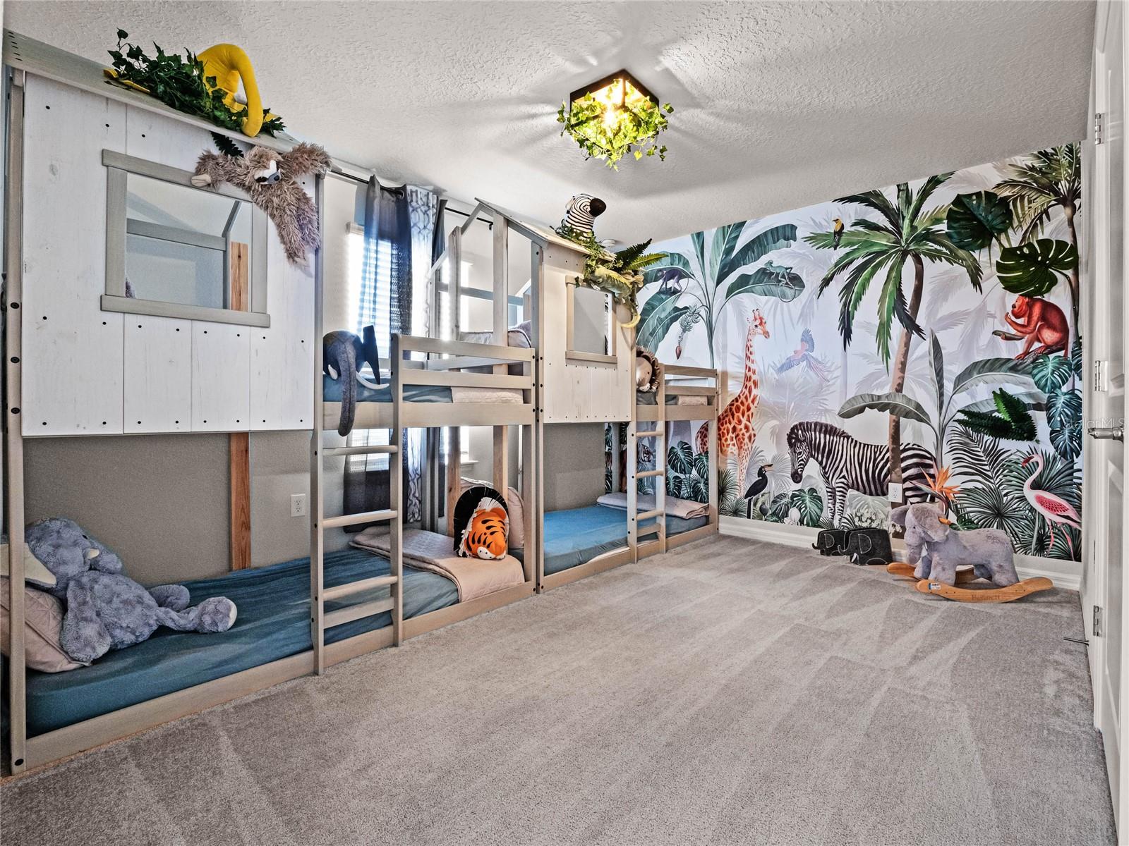 WINDSOR ISLAND RESIDENCE PH 2B - Residential