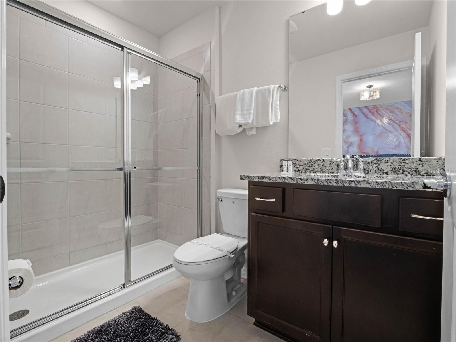 WINDSOR ISLAND RESIDENCE PH 2B - Residential
