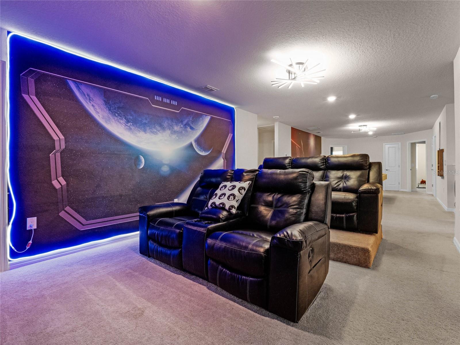 WINDSOR ISLAND RESIDENCE PH 2B - Residential