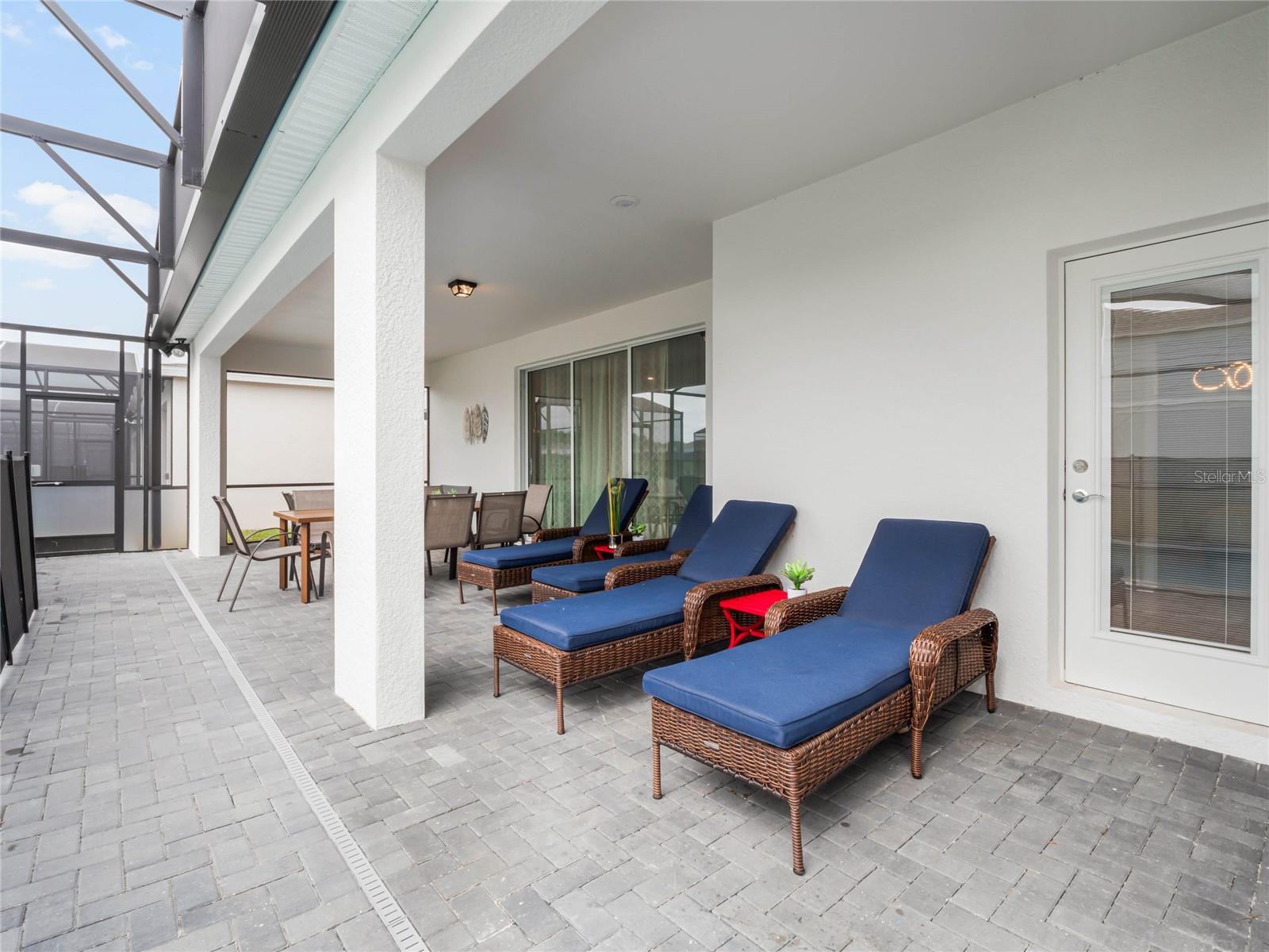 WINDSOR ISLAND RESIDENCE PH 2B - Residential