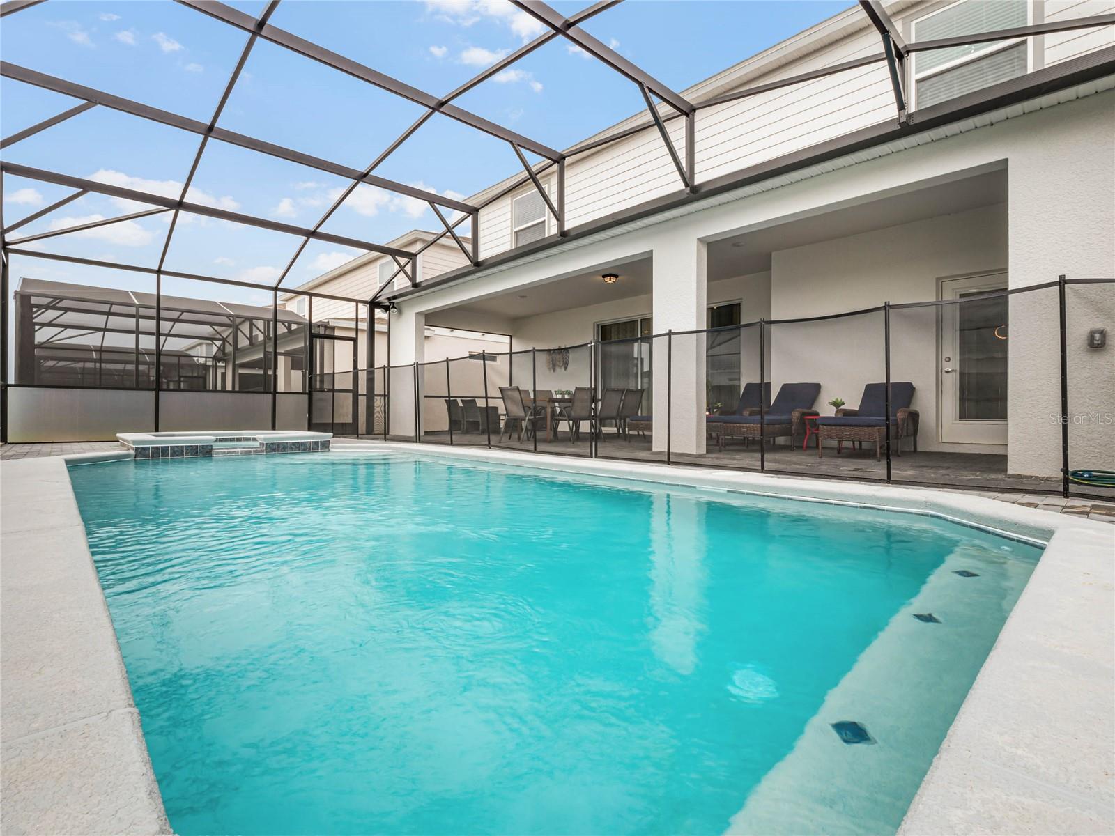 WINDSOR ISLAND RESIDENCE PH 2B - Residential