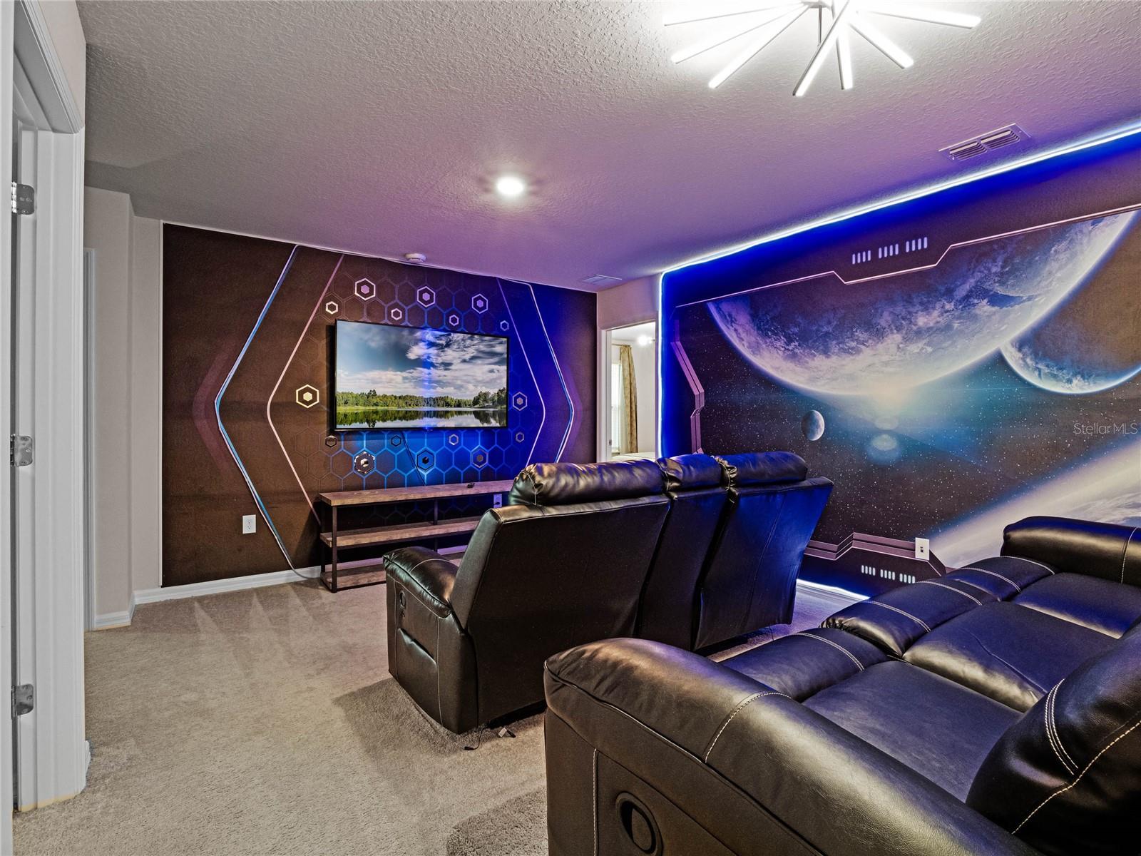 WINDSOR ISLAND RESIDENCE PH 2B - Residential