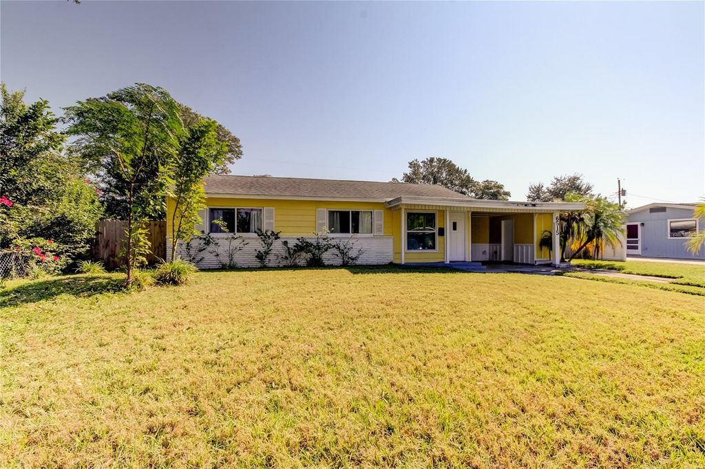 Photo of 6515 Orchard Drive N, St Petersburg, FL 33702 (MLS # TB8461658)