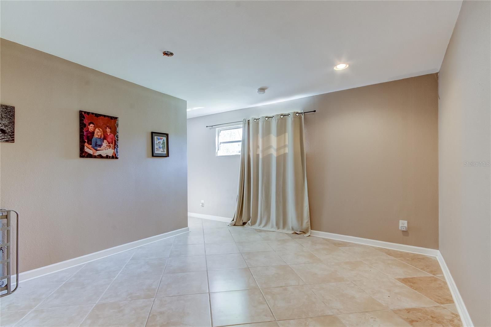 MEADOW LAWN 2ND ADD - Residential Lease