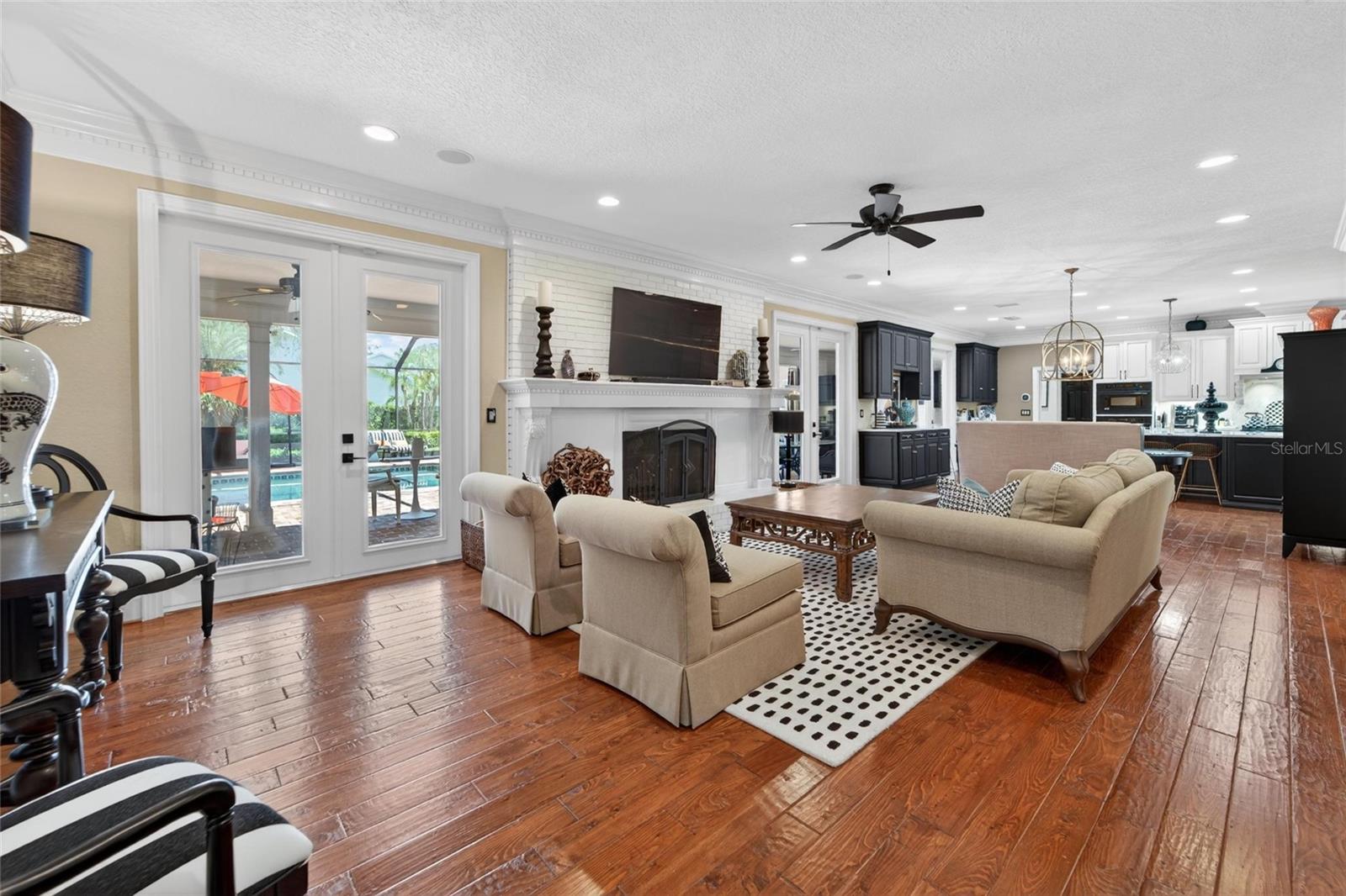 AVILA UNIT 1 - Residential