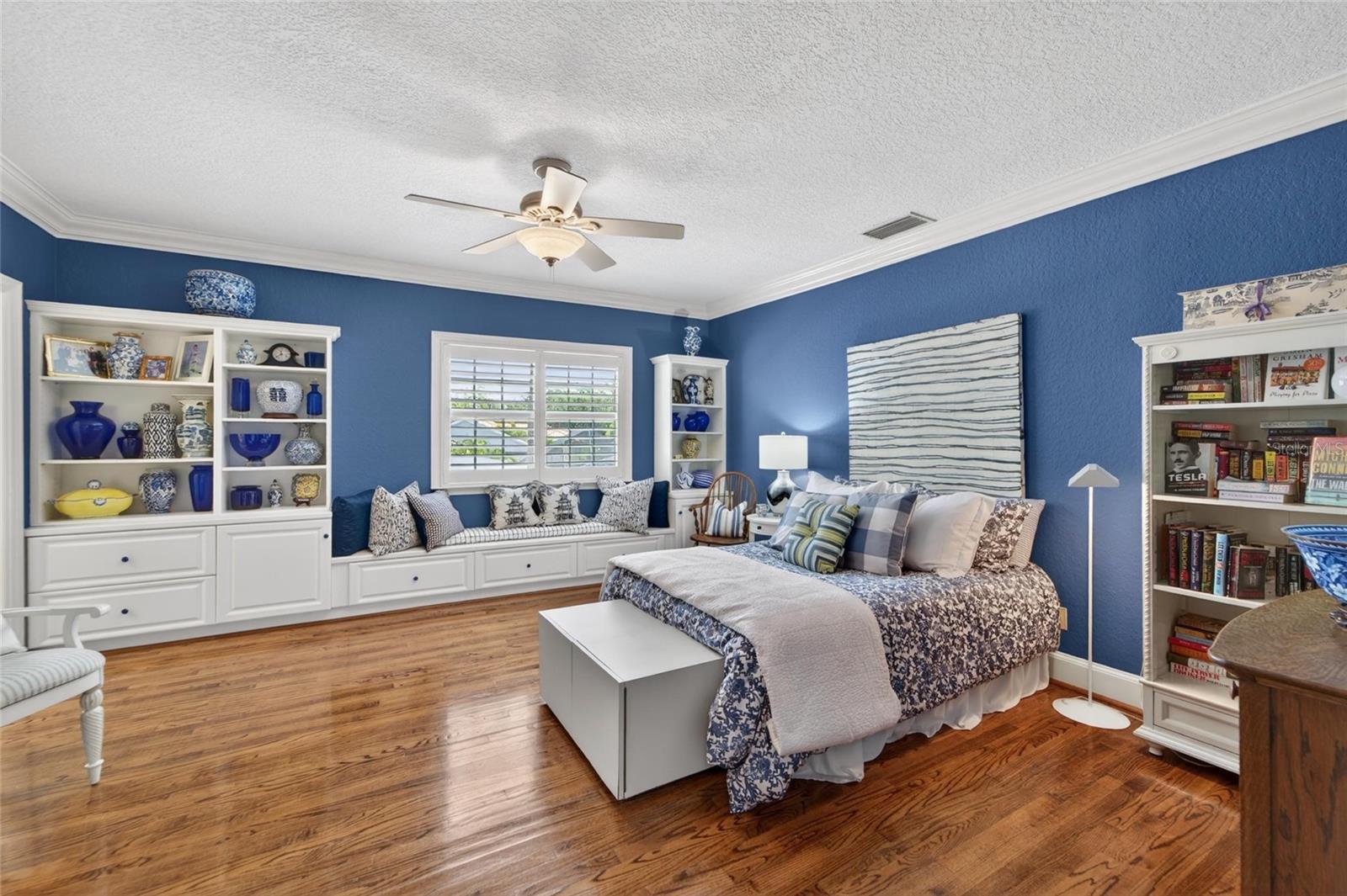 AVILA UNIT 1 - Residential