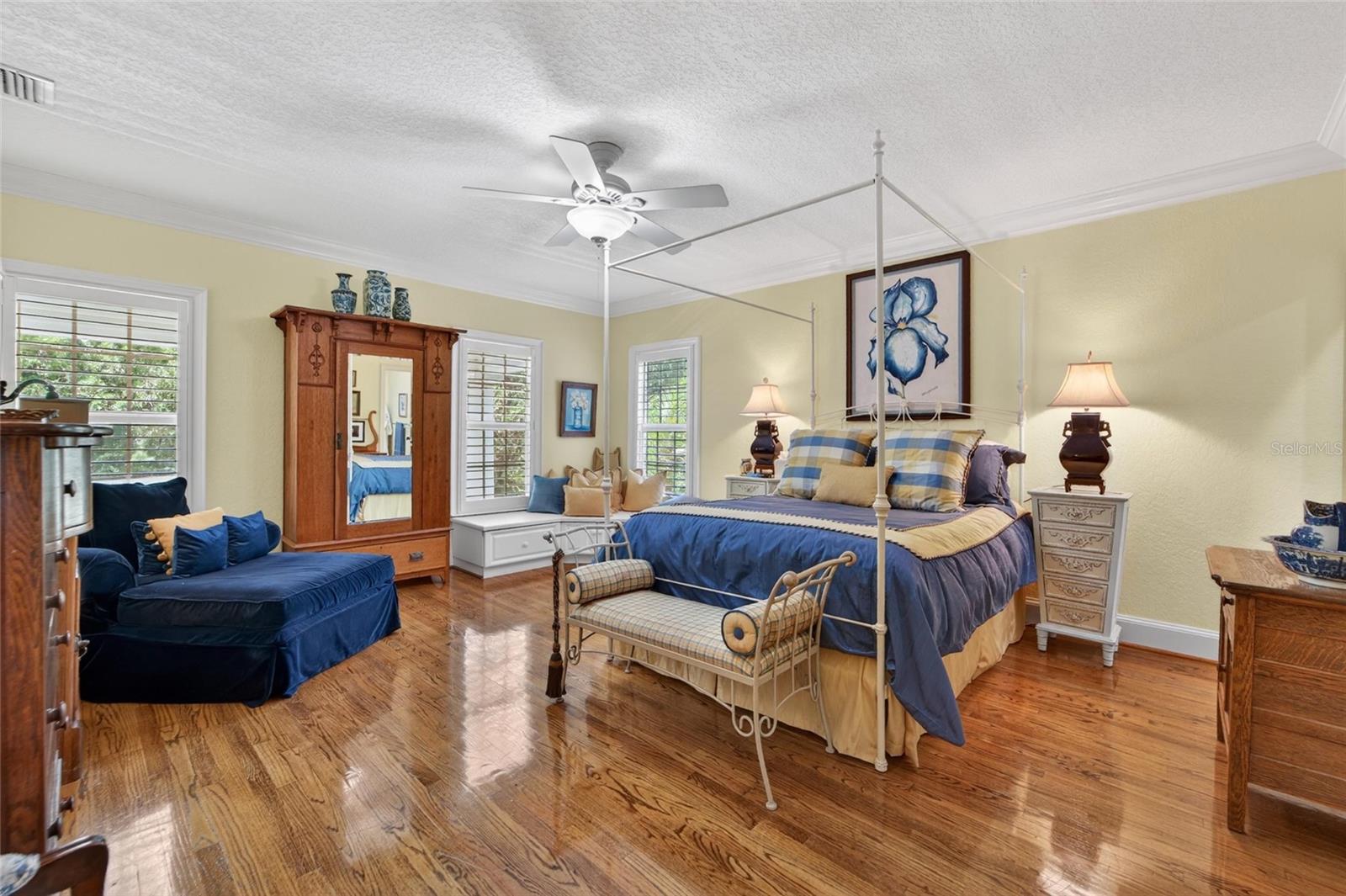 AVILA UNIT 1 - Residential