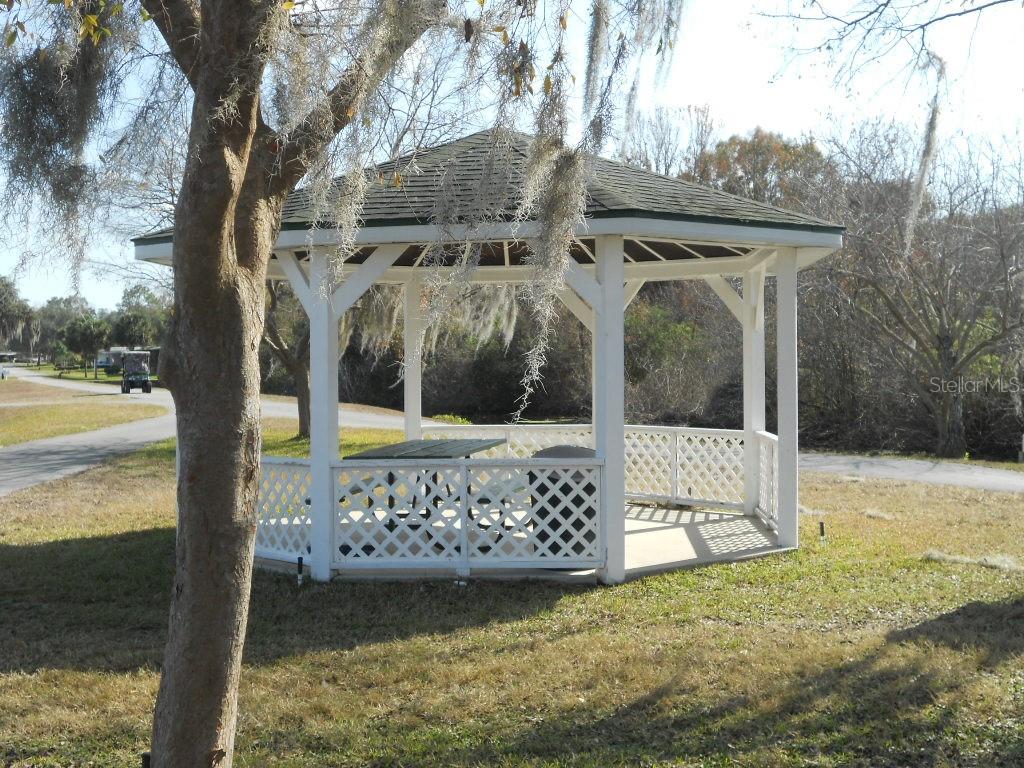 CONTINENTAL COUNTRY CLUB - Residential