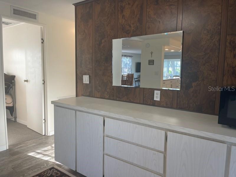 CONTINENTAL COUNTRY CLUB - Residential