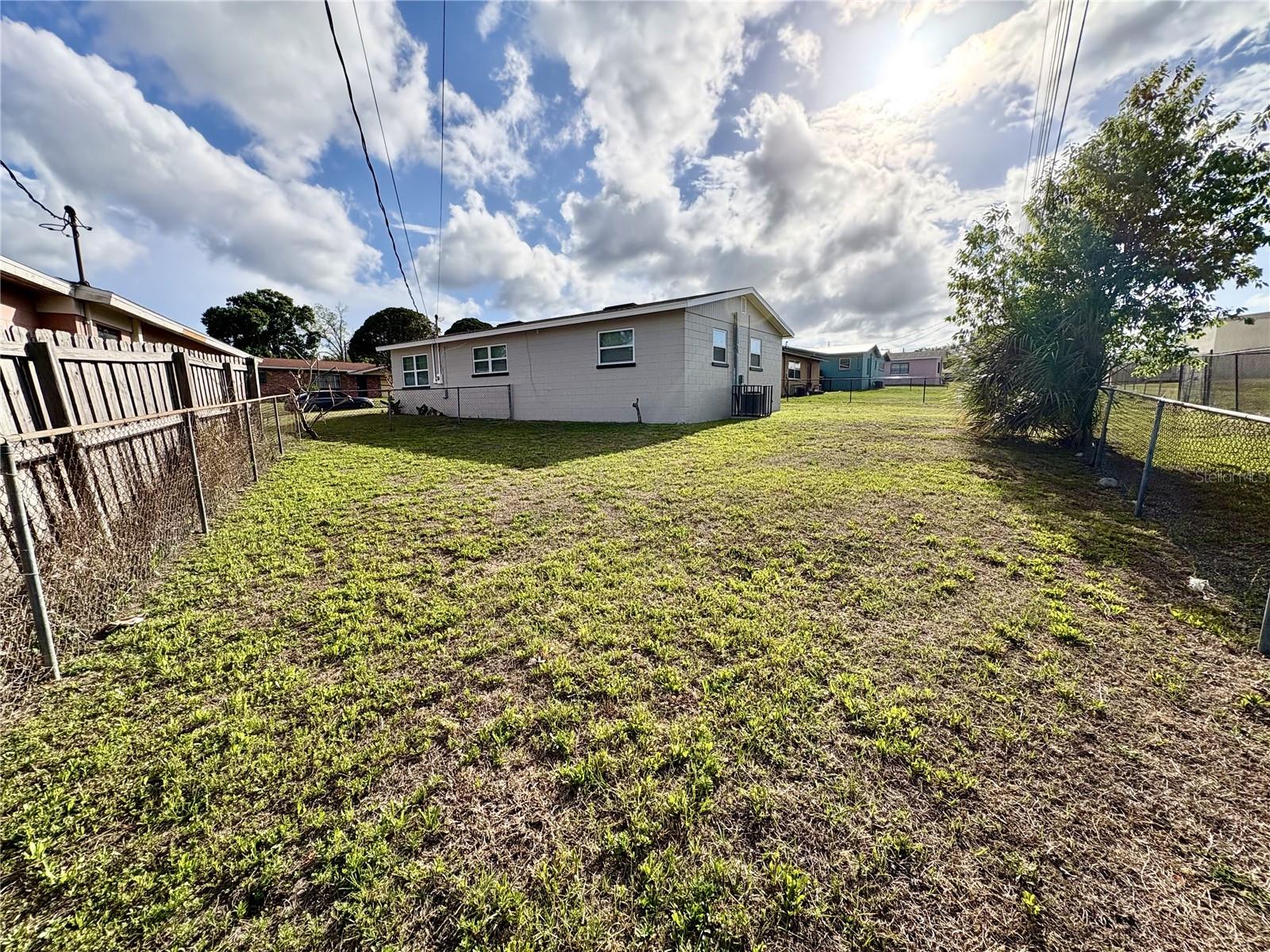 WEBSTER HILLS - Residential