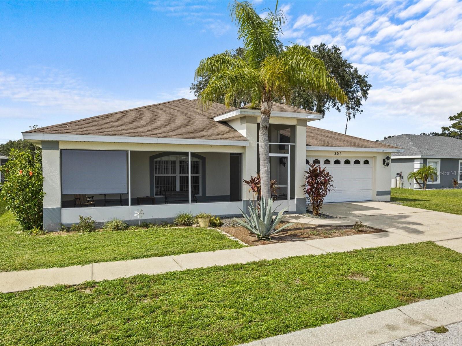 Photo 2 of 26 of 201 GOLF AIRE BLVD house
