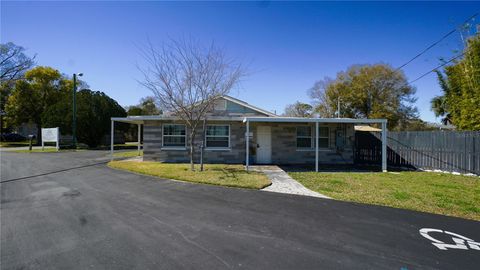 Photo of 5424 Edgewater Drive, Orlando, FL 32810 (MLS # O6386838)