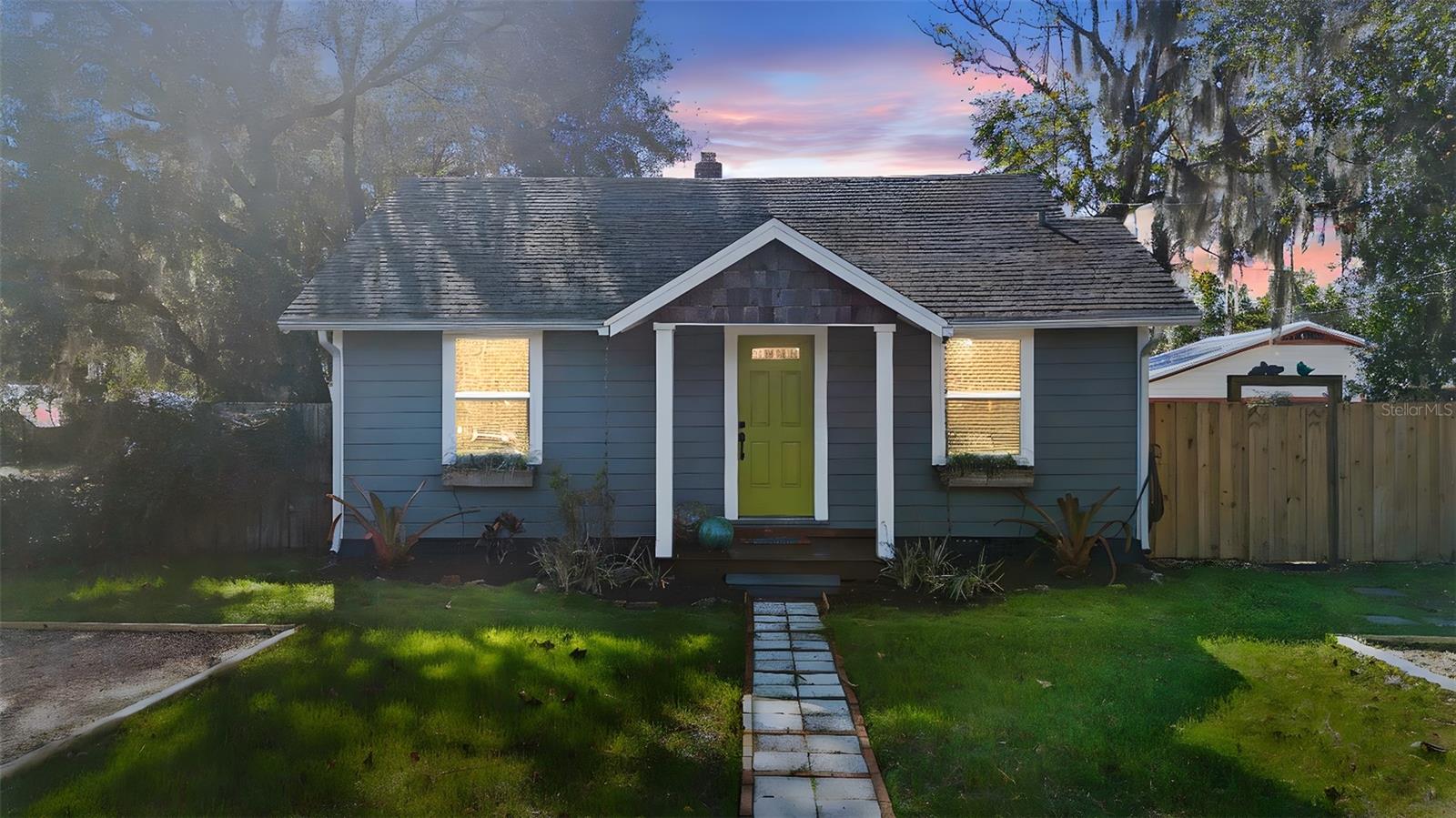 534 W PENNSYLVANIA AVENUE