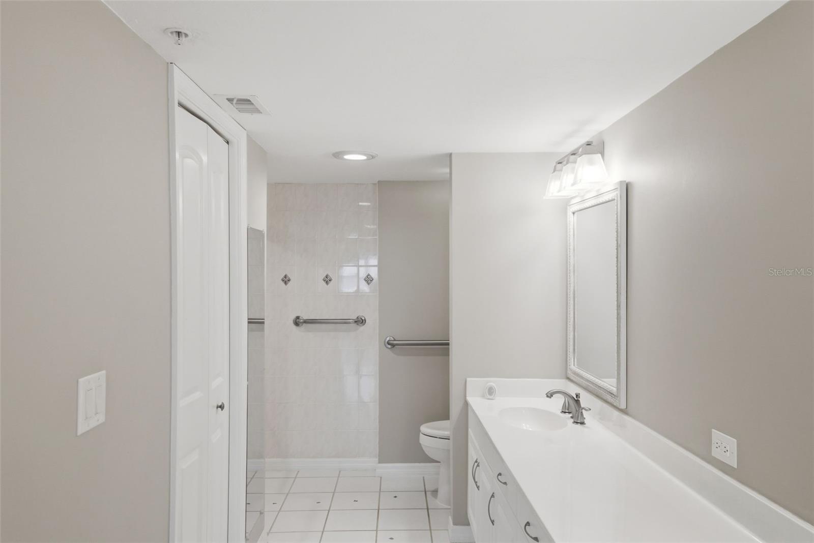 OCEANS CLOVERLEAF NORTH - Residential
