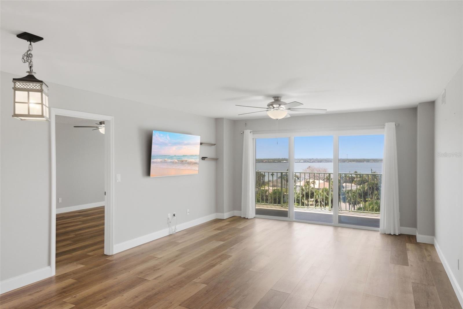 OCEANS CLOVERLEAF NORTH - Residential