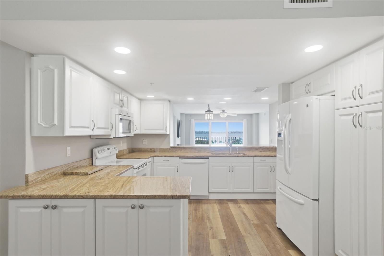 OCEANS CLOVERLEAF NORTH - Residential