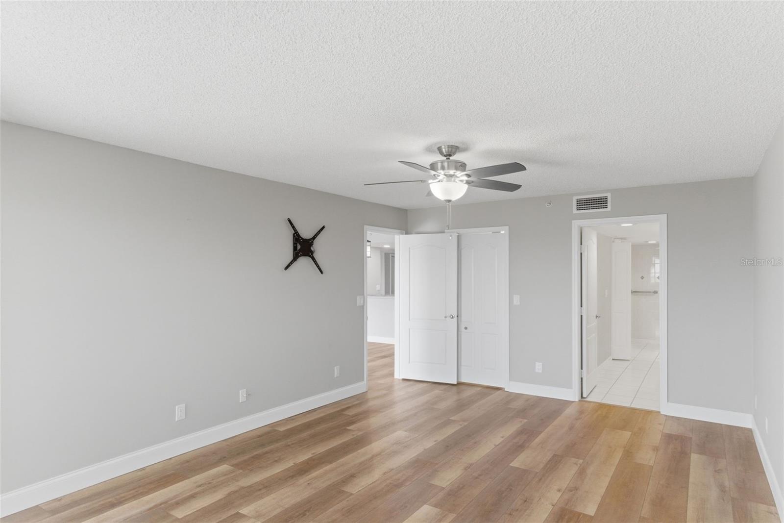 OCEANS CLOVERLEAF NORTH - Residential