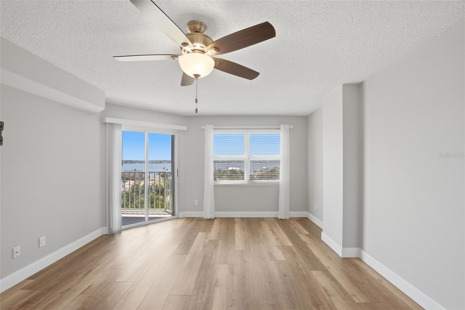 OCEANS CLOVERLEAF NORTH - Residential